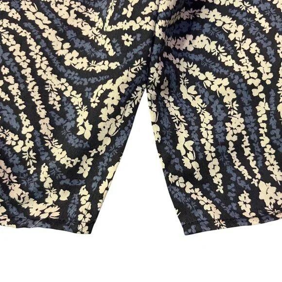 Foxcroft No-Iron Shirt Women's 14 Blue Black White Print Long Sleeve Used - Picture 6 of 12